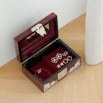 MADDesign Mother of Pearl Ring Earring Jewelry Box Peacock Design : Clothing, Shoes & Jewelry - Image 5