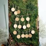 Zeyune 2 Pcs Fake Moss Table Runner for Crafts Artificial Moss Sheet Roll Waterproof Carpet Blanket for Wall Roof Garden Wedding Party Decoration (39 x 39 Inch) : Arts, Crafts & Sewing - Image 5